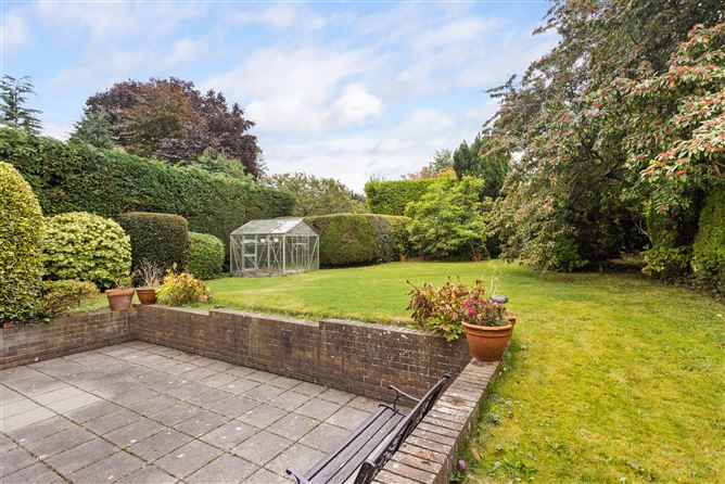 9 Knocknashee, Goatstown, Dublin 14