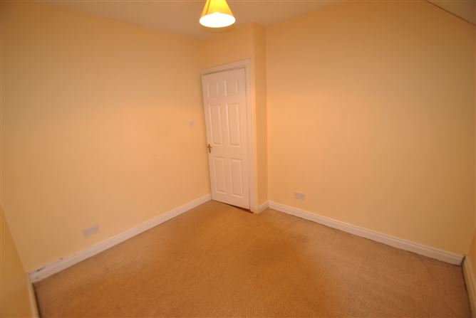 9 Limerick Street, Roscrea, Co. Tipperary