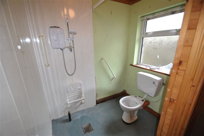9 Limerick Street, Roscrea, Co. Tipperary