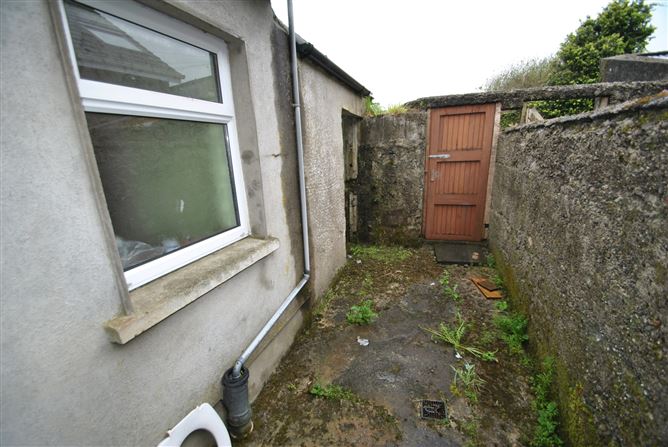 9 Limerick Street, Roscrea, Co. Tipperary