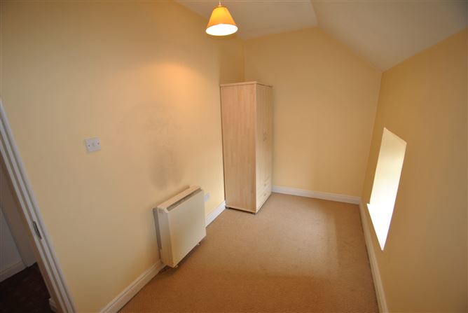 9 Limerick Street, Roscrea, Co. Tipperary