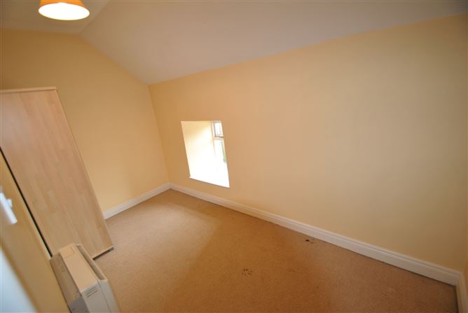9 Limerick Street, Roscrea, Co. Tipperary