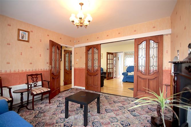 38 Shanowen Park, Santry,   Dublin 9