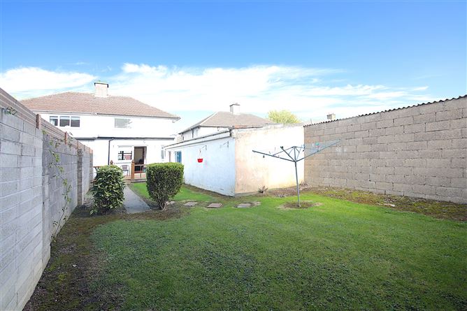 38 Shanowen Park, Santry,   Dublin 9