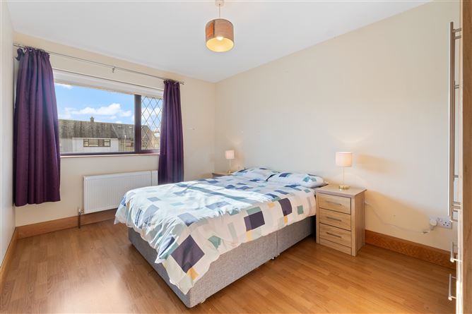 87 Rahylin Glebe, Ballybane, Galway City