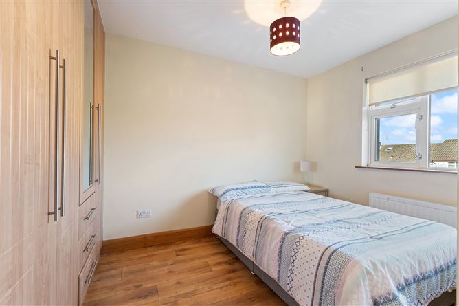 87 Rahylin Glebe, Ballybane, Galway City