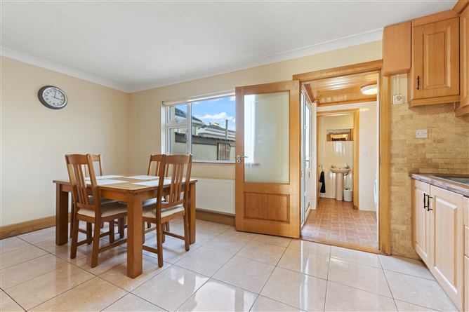 87 Rahylin Glebe, Ballybane, Galway City