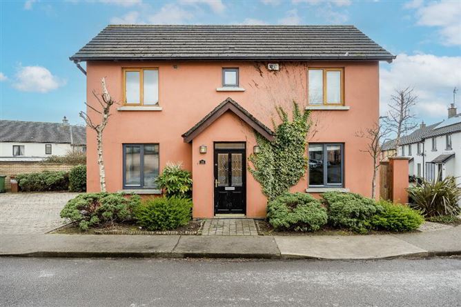 https://photos-a.propertyimages.ie/media/8/8/3/4914388/f3a3c97c-f29e-40d5-b872-75f1debb9009_l.jpg