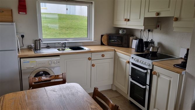 12 Dún An Óir, Ballyferriter, Dingle, Kerry
