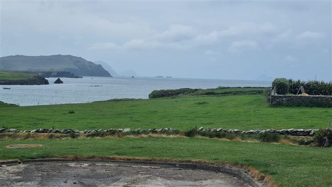 12 Dún An Óir, Ballyferriter, Dingle, Kerry