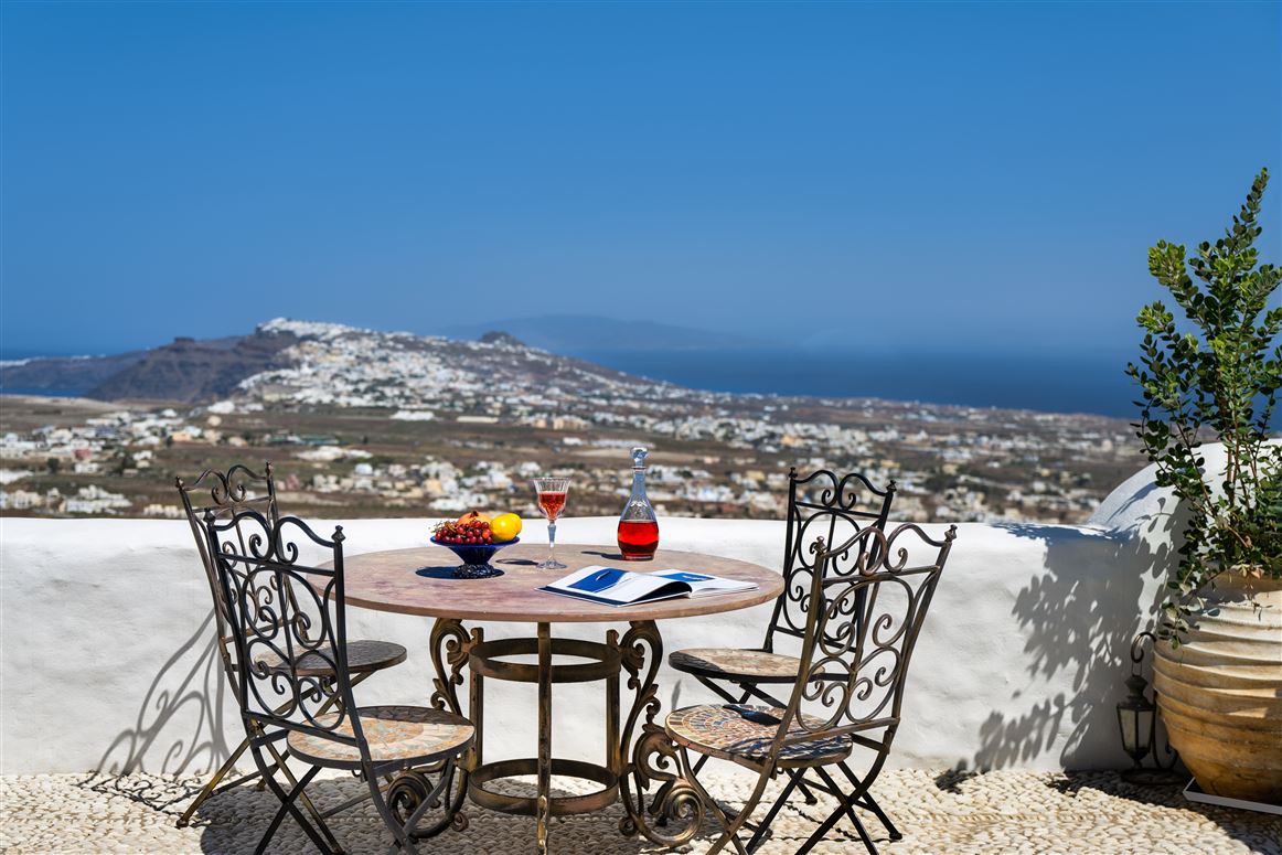5 Bedroom Holiday Rental in Santorini,Santorini,Santorini,Greece