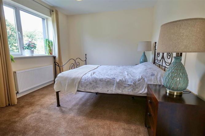 6 Cluain Ard, Fedamore, Limerick