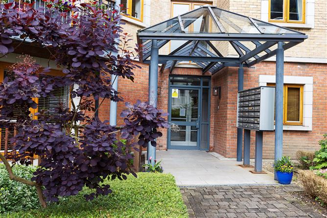 35 Glaslyn Apartments, Howth Road, Clontarf, Dublin 3