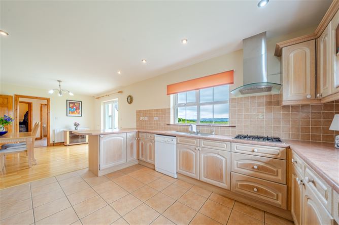 Photo 10 of 31 — Falcon Rise, Lisduvogue, Knockmore, Ballina, Co. Mayo