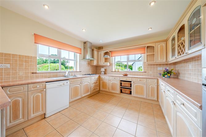 Photo 8 of 31 — Falcon Rise, Lisduvogue, Knockmore, Ballina, Co. Mayo