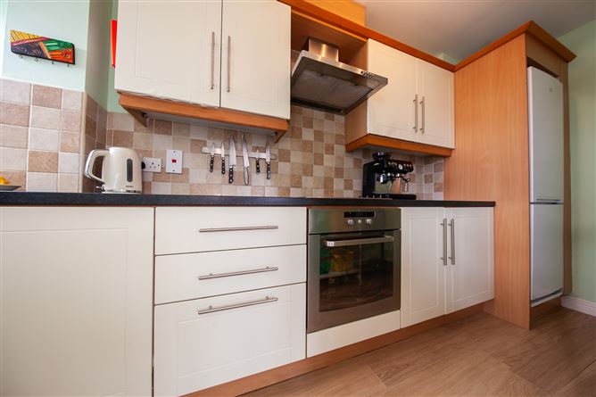 Photo 14 of 39 — 148 Allendale Square, Clonsilla, Dublin 15