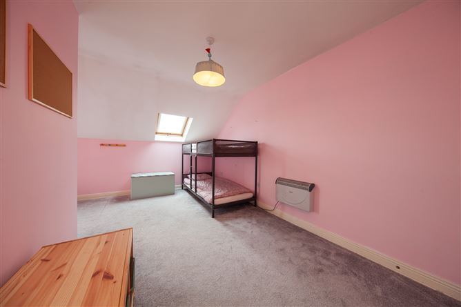 Photo 21 of 39 — 148 Allendale Square, Clonsilla, Dublin 15