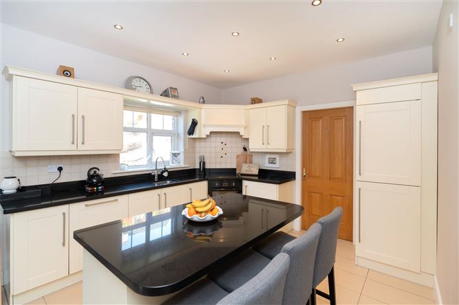 36 Cois Chuain, Glounthaune, Co. Cork