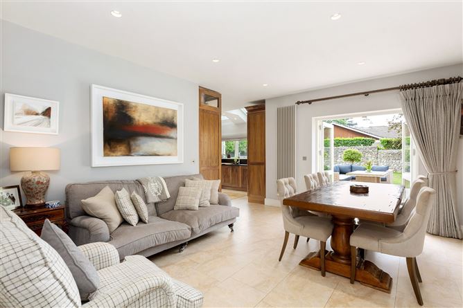 2 Kelston Park, Foxrock, Dublin 18