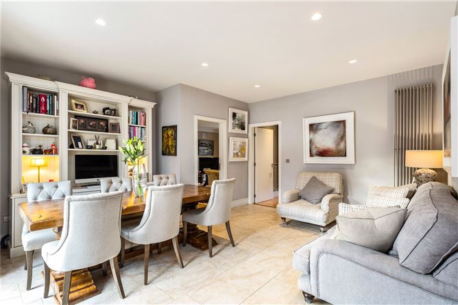 2 Kelston Park, Foxrock, Dublin 18