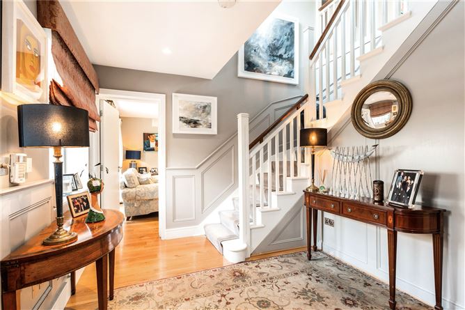2 Kelston Park, Foxrock, Dublin 18