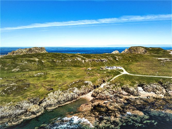 Breasty Bay & Skildren Cottagew, Malin Head, Malin, Co. Donegal