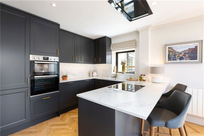 272 The Asgard, Custom House Harbour, IFSC, Dublin 1