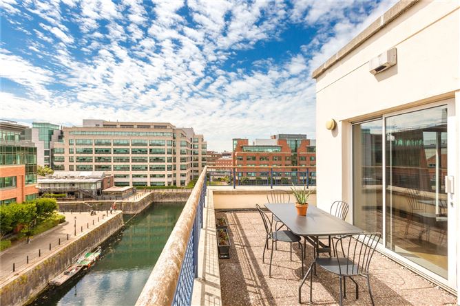 272 The Asgard, Custom House Harbour, IFSC, Dublin 1