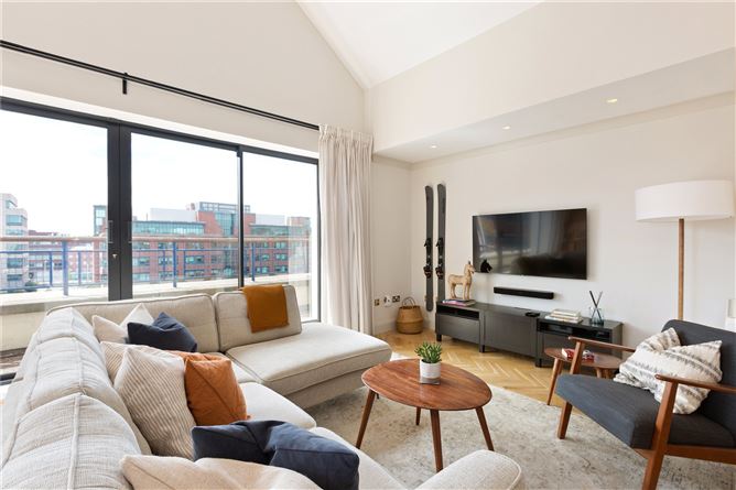 272 The Asgard, Custom House Harbour, IFSC, Dublin 1