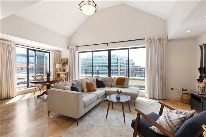 272 The Asgard, Custom House Harbour, IFSC, Dublin 1