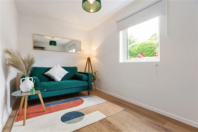 22 Glenalua Terrace, Killiney, Co. Dublin