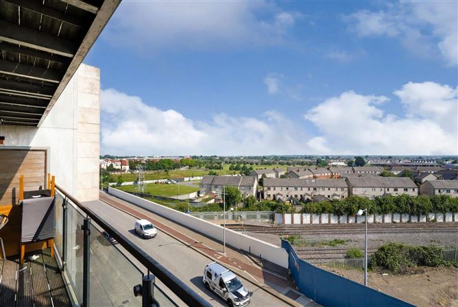 Photo 6 of 22 — 36 The Concert Building, Park West Pointe, Park West, Dublin 12