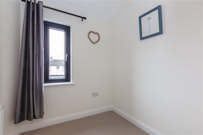 75 Glentow Road, Whitehall, Dublin 9