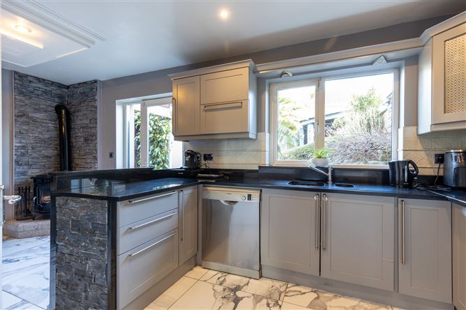 33 Sean Doire, Gorey, Co. Wexford