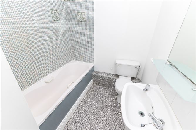 24 Heath Square, Finglas, Dublin 11