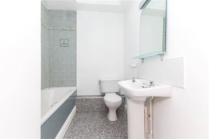 24 Heath Square, Finglas, Dublin 11