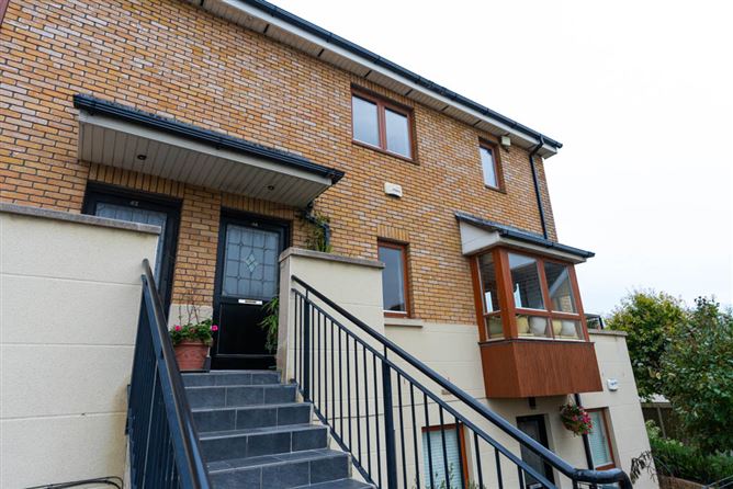 44 Oak Hall, The Hill, Malahide, County Dublin