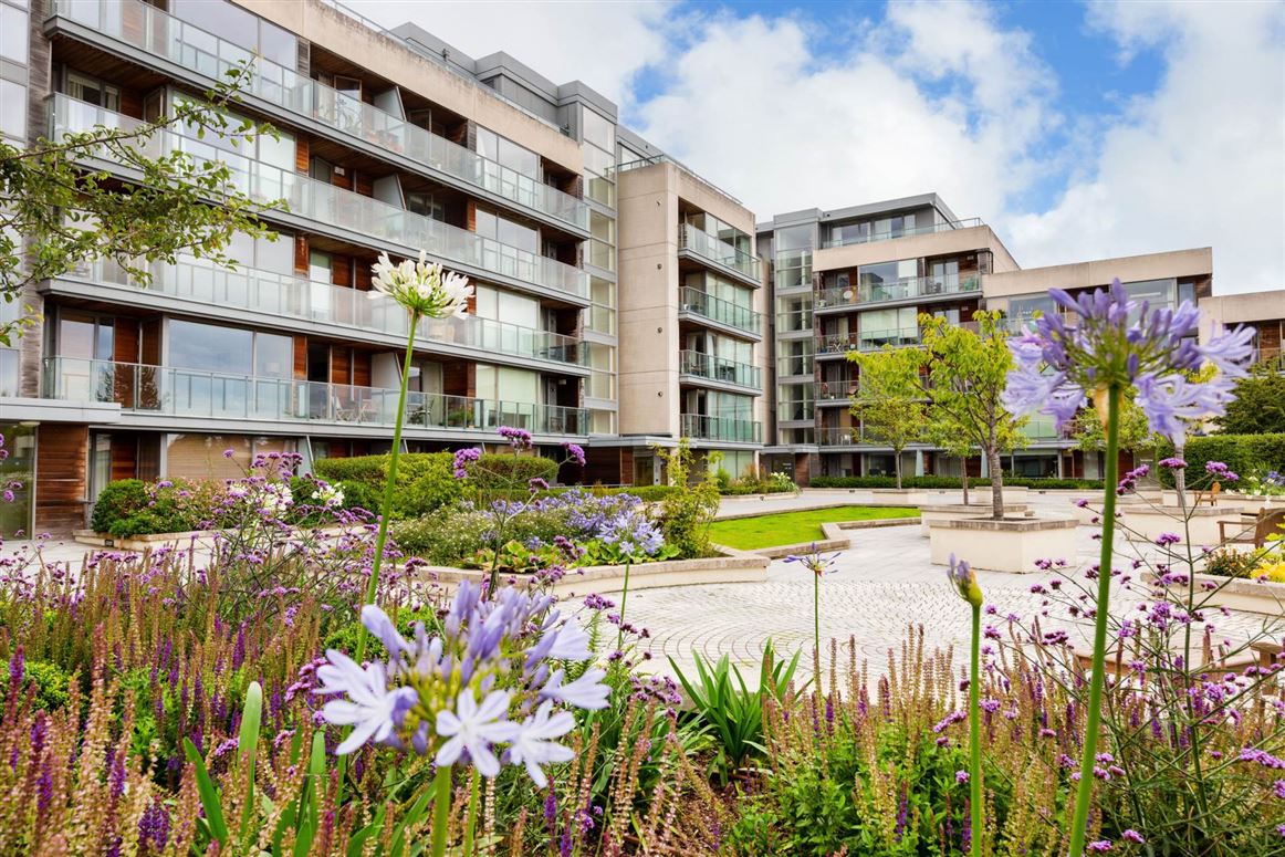 Apt 27 Sanderling, Thornwood, Booterstown Avenue, Blackrock, County Dublin