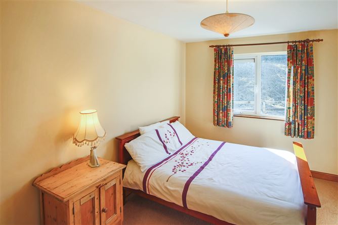 3 Summerhill Court, Carrick-On-Shannon, Co. Leitrim