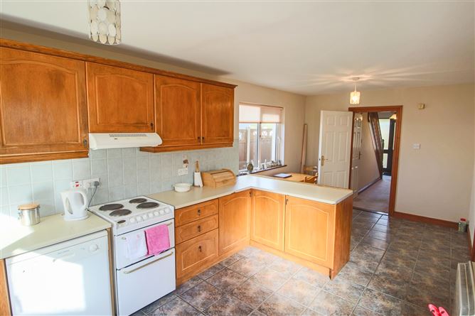 3 Summerhill Court, Carrick-On-Shannon, Co. Leitrim