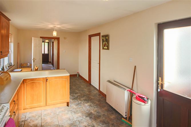 3 Summerhill Court, Carrick-On-Shannon, Co. Leitrim