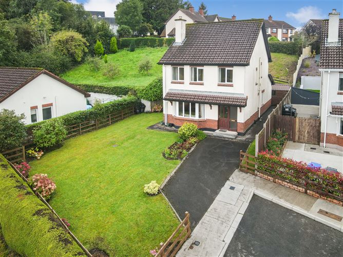 3 Summerhill Court, Carrick-On-Shannon, Co. Leitrim