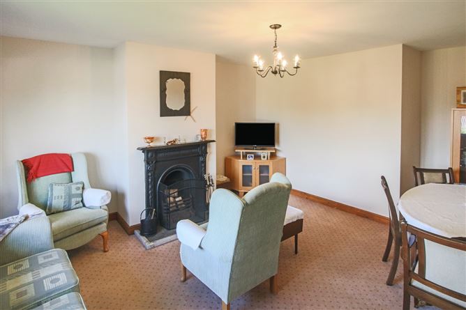 3 Summerhill Court, Carrick-On-Shannon, Co. Leitrim