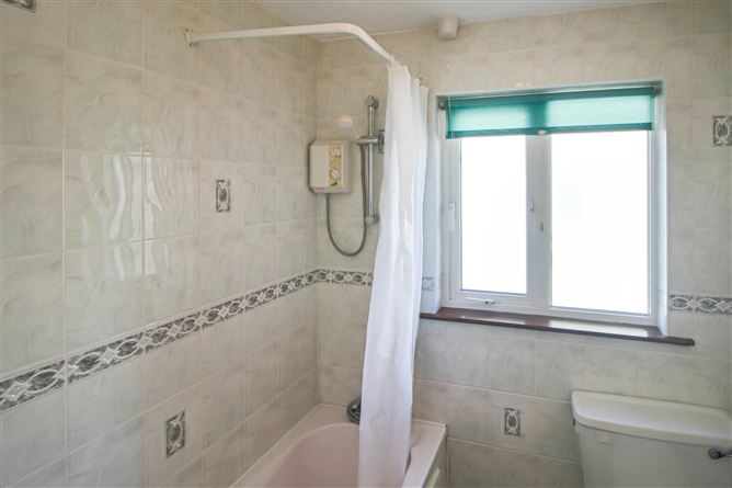 3 Summerhill Court, Carrick-On-Shannon, Co. Leitrim
