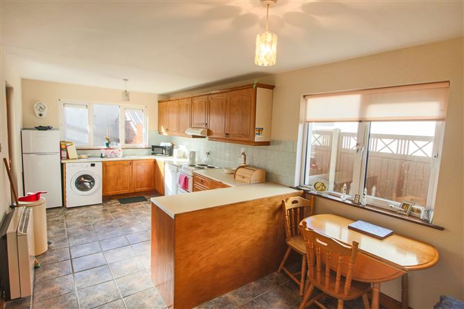 3 Summerhill Court, Carrick-On-Shannon, Co. Leitrim