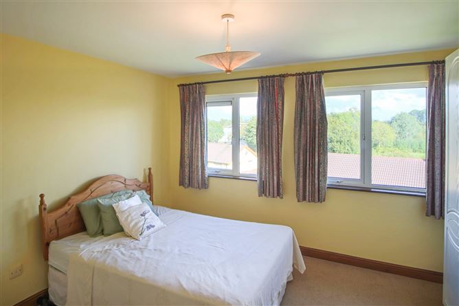 3 Summerhill Court, Carrick-On-Shannon, Co. Leitrim