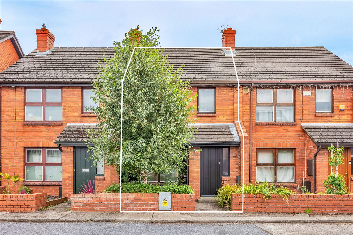 2 St Josephs Court, Prussia Street, Dublin 7