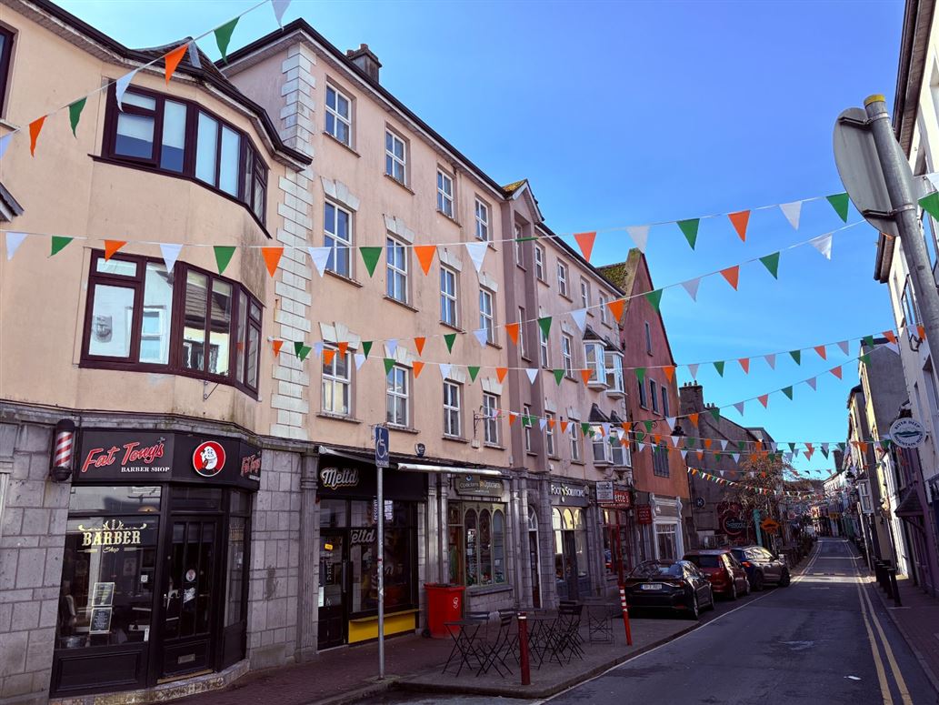 3 Middle Street Court, Middle Street, Galway City
