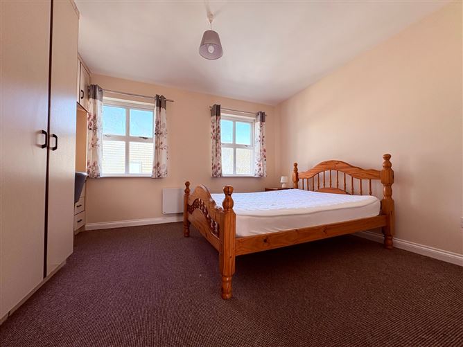 3 Middle Street Court, Middle Street, Galway City