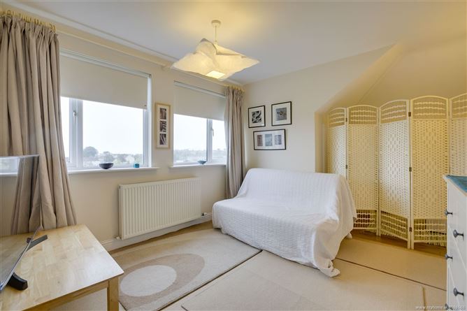 23 Spencer Villas, Glenageary, County Dublin